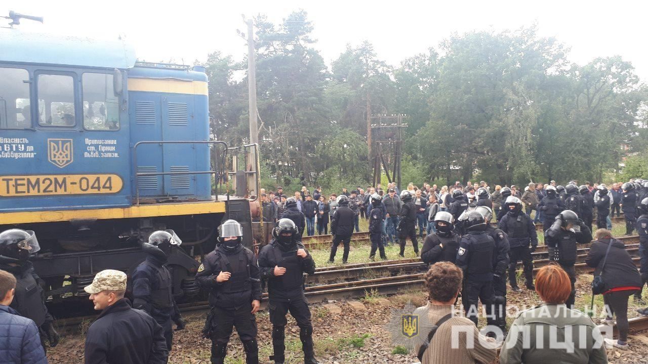 Силовий штурм блокувальників російського вугілля на Львівщині: усіх затриманих відпустили 