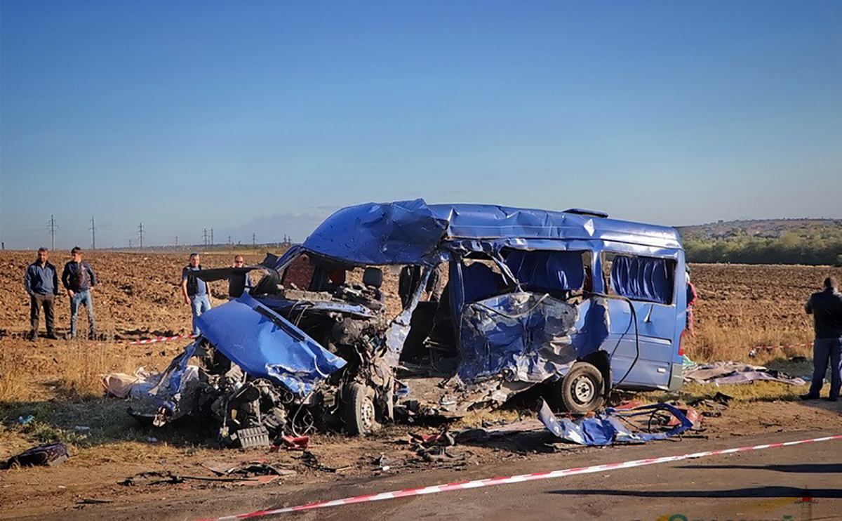 Смертельна ДТП під Одесою: поліція затримала винуватця Смертельна ДТП під Одесою: поліція затримала винуватця