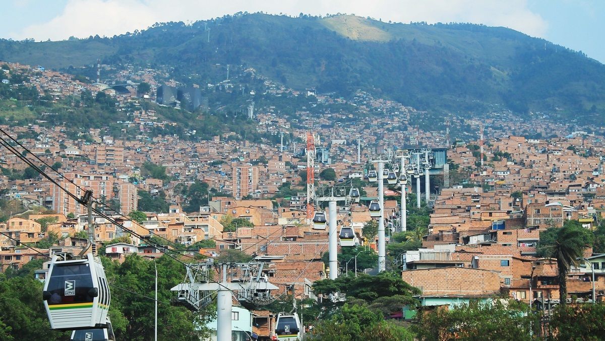 Ще одна країна скасувала візи для українців Ще одна країна скасувала візи для українців