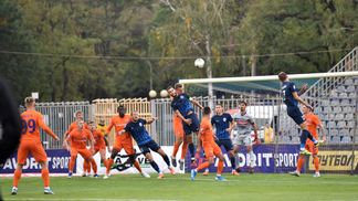 "Десна" на выезде разгромила "Мариуполь" и закрепилась на втором месте