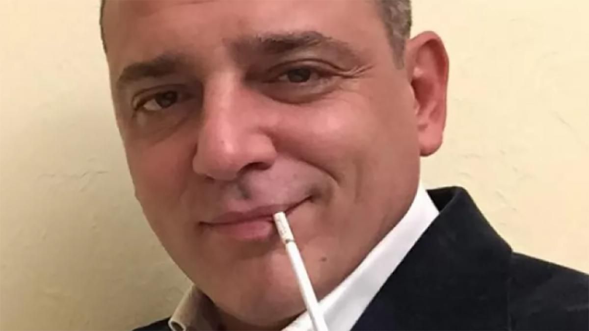 Шкільний скандал з Бужанським: у Міносвіти відреагували на вимагання грошей "слуги народу" Шкільний скандал з Бужанським: у Міносвіти відреагували на вимагання грошей "слуги народу"