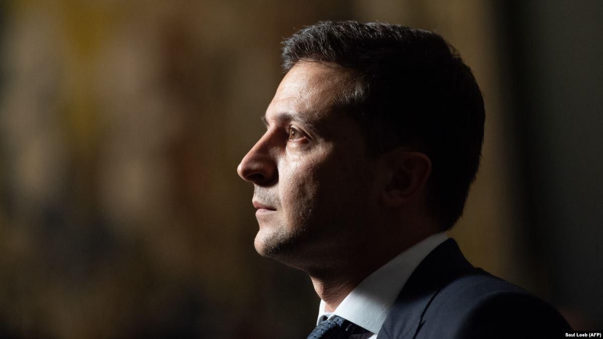 Зеленский на Генассамблее ООН показал пулю из которой убили Василия Слепака Зеленский на Генассамблее ООН показал пулю из которой убили Василия Слепака