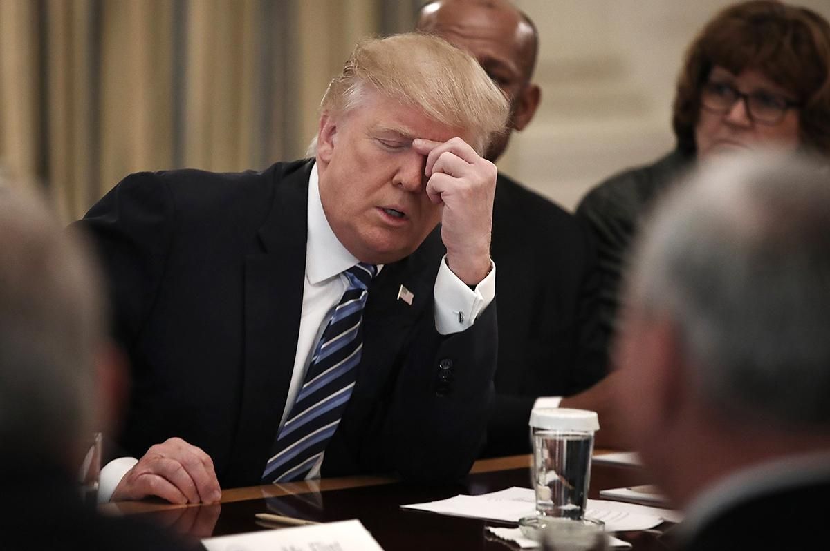 Стенограмма подтвердила, что Трамп говорил с Зеленским о деле Байдена Стенограмма подтвердила, что Трамп говорил с Зеленским о деле Байдена