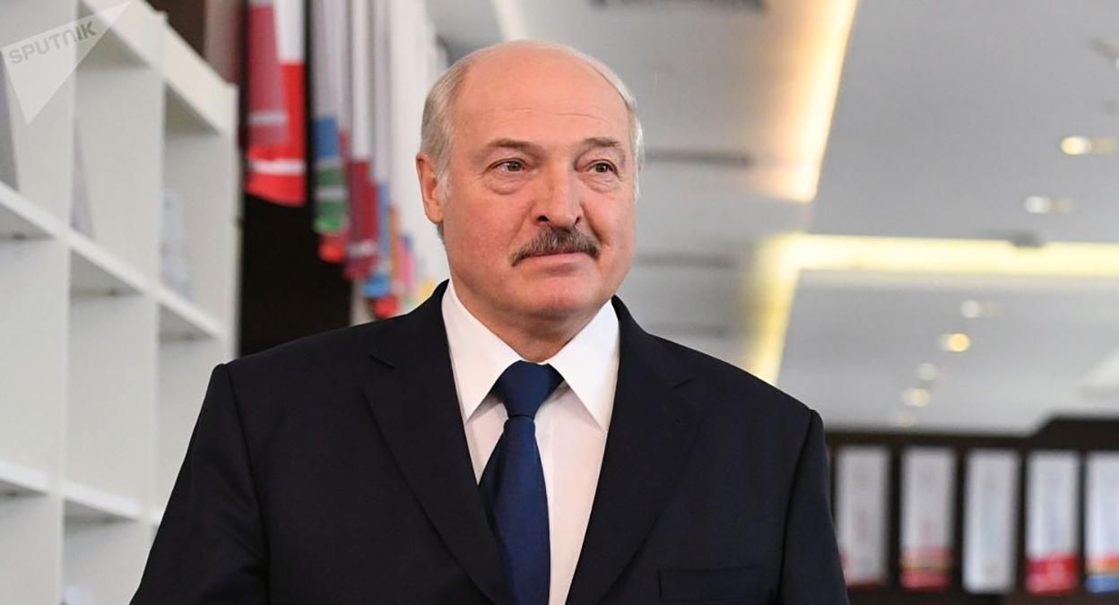 Лукашенко здивував заявою про контроль кордону з Росією на Донбасі Лукашенко здивував заявою про контроль кордону з Росією на Донбасі