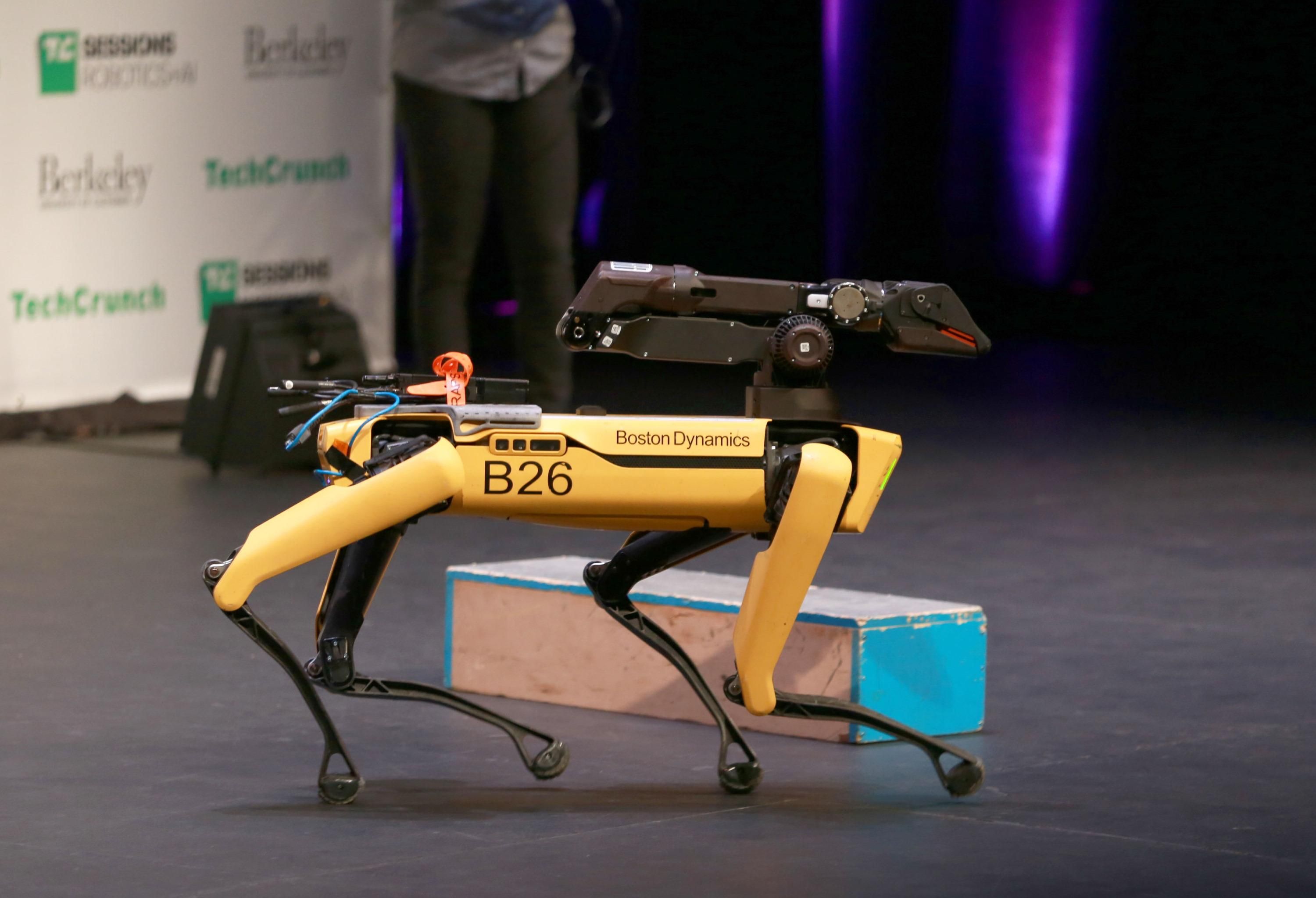 Легендарного робота-пса Boston Dynamics можно купить