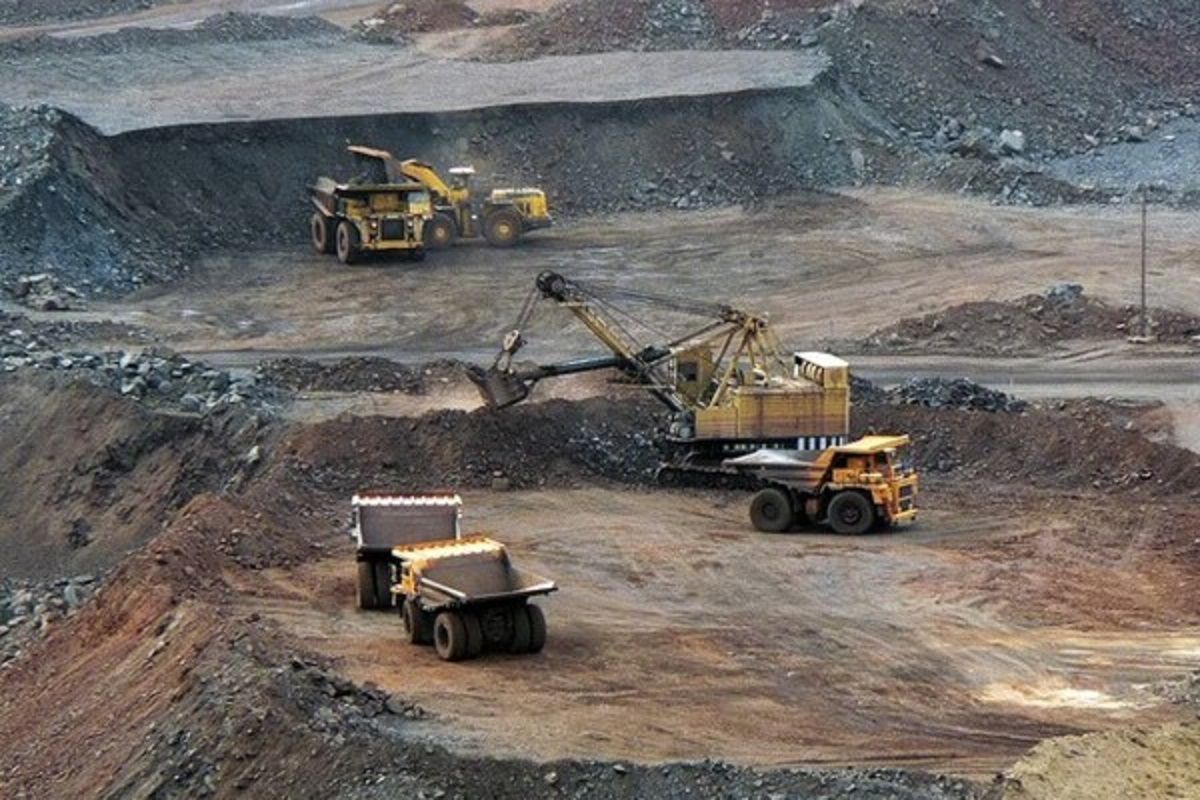 Из-за налоговых инициатив властей "Арселор" начал говорить о закрытии шахт