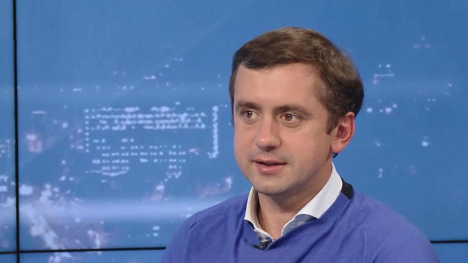Они все борются за влияние на Зеленского, – политический эксперт об отставке Данилюка
