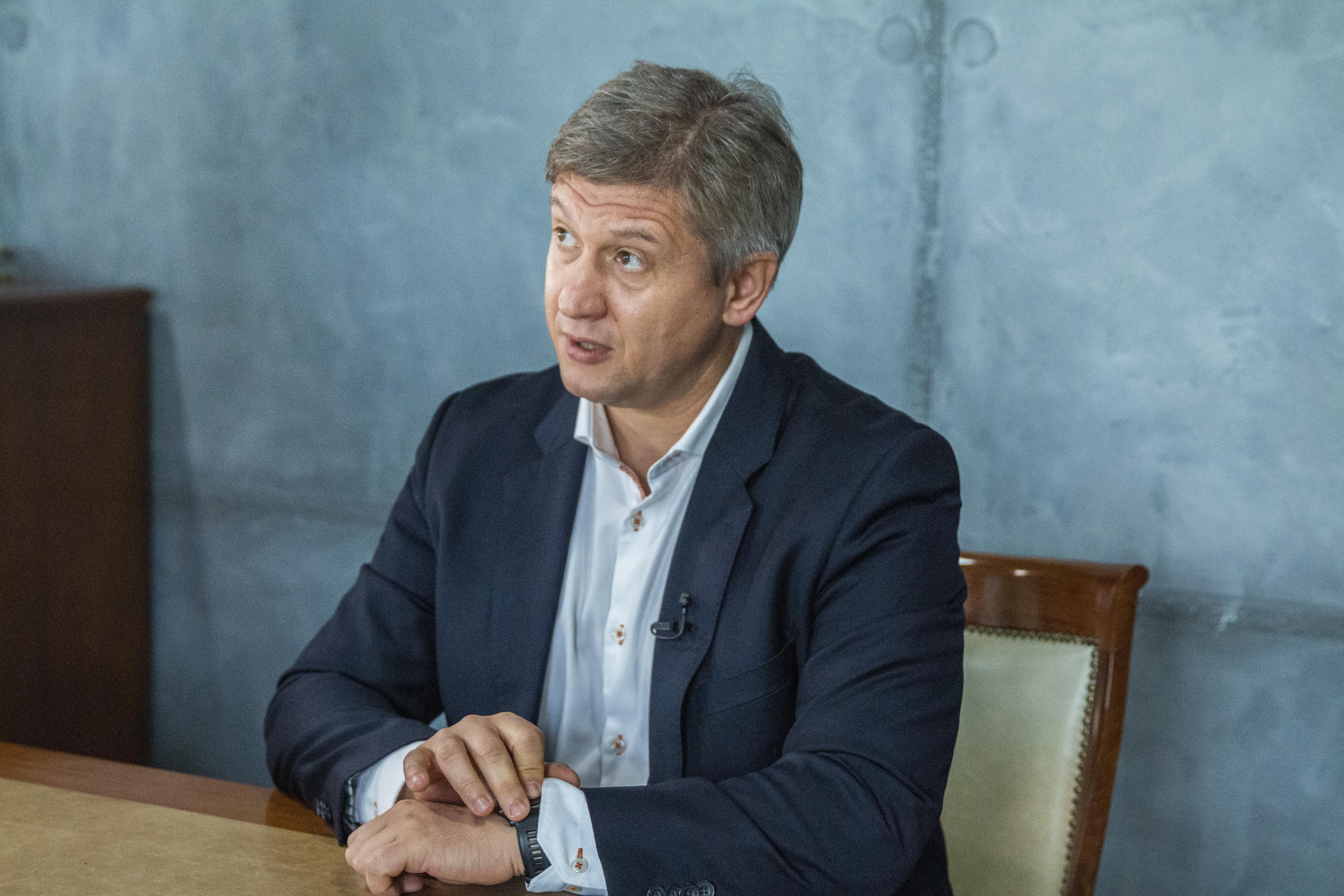 Почему Данилюк подал в отставку и что будет дальше: основные версии Почему Данилюк подал в отставку и что будет дальше: основные версии