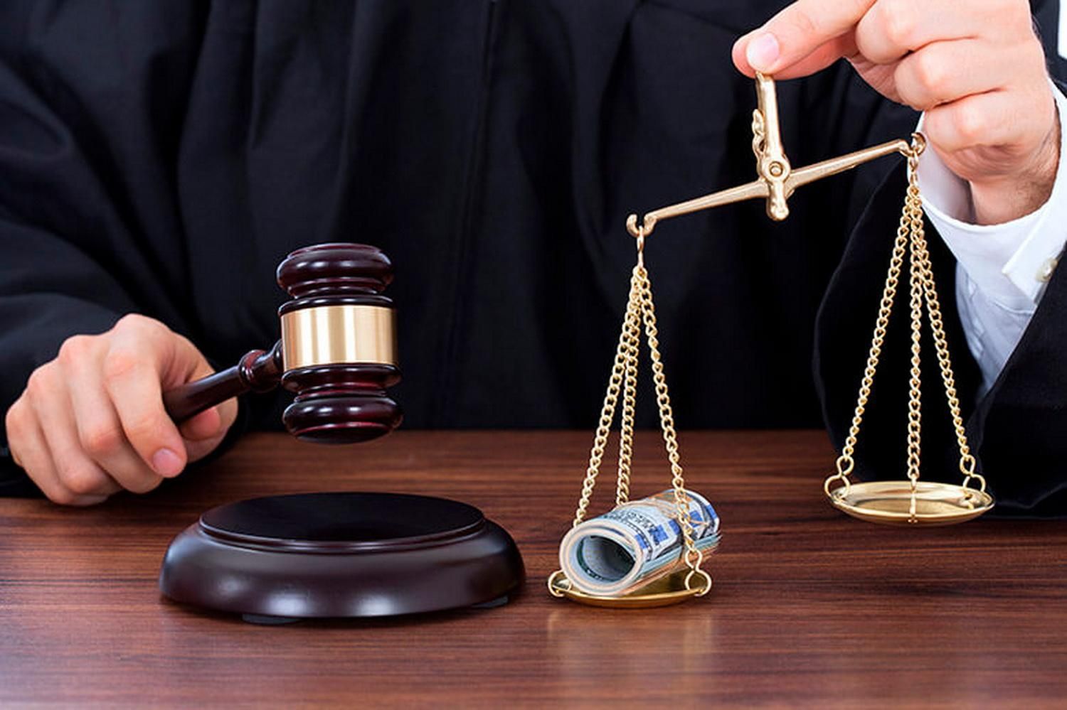 Судді з заплямованими мантіями: хто успішно пройшов перевірки й залишився на посаді Судді з заплямованими мантіями: хто успішно пройшов перевірки й залишився на посаді