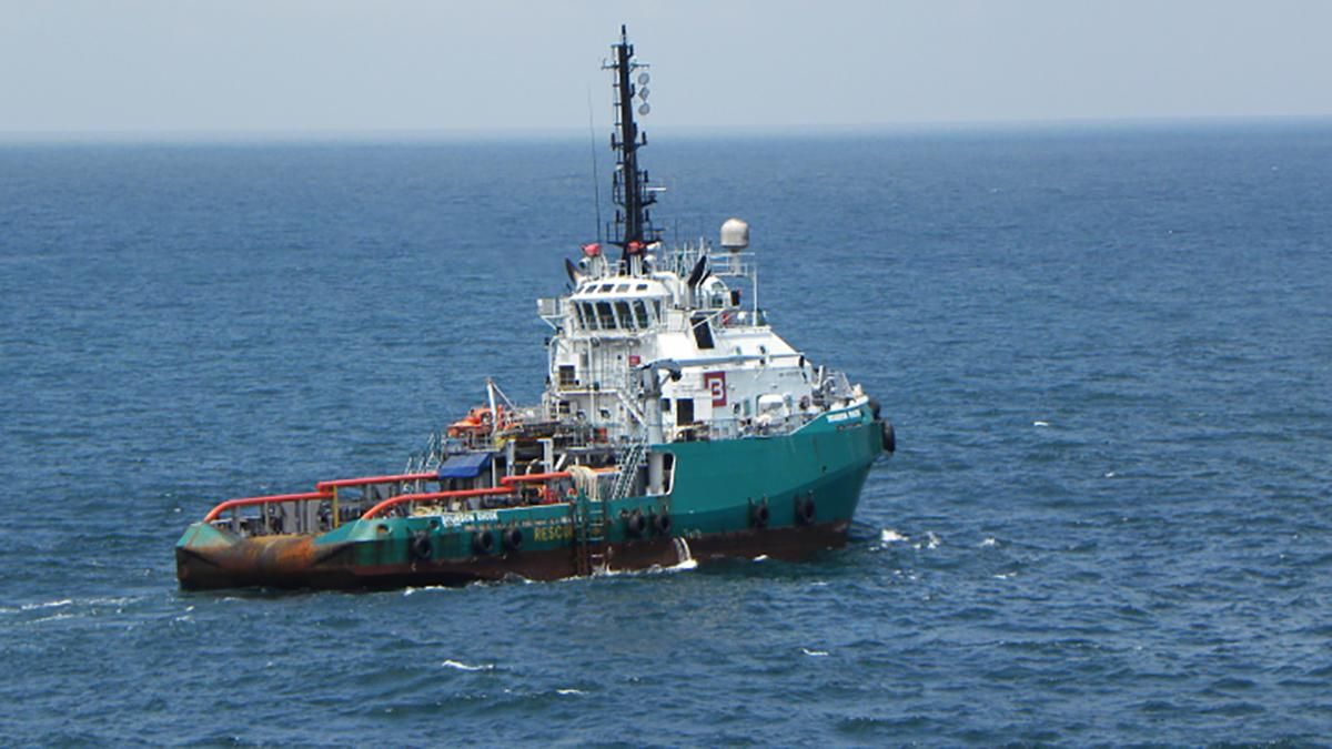 Двох українців врятували зі зниклого в Атлантичному океані судна: скільки ще залишилось Двох українців врятували зі зниклого в Атлантичному океані судна: скільки ще залишилось