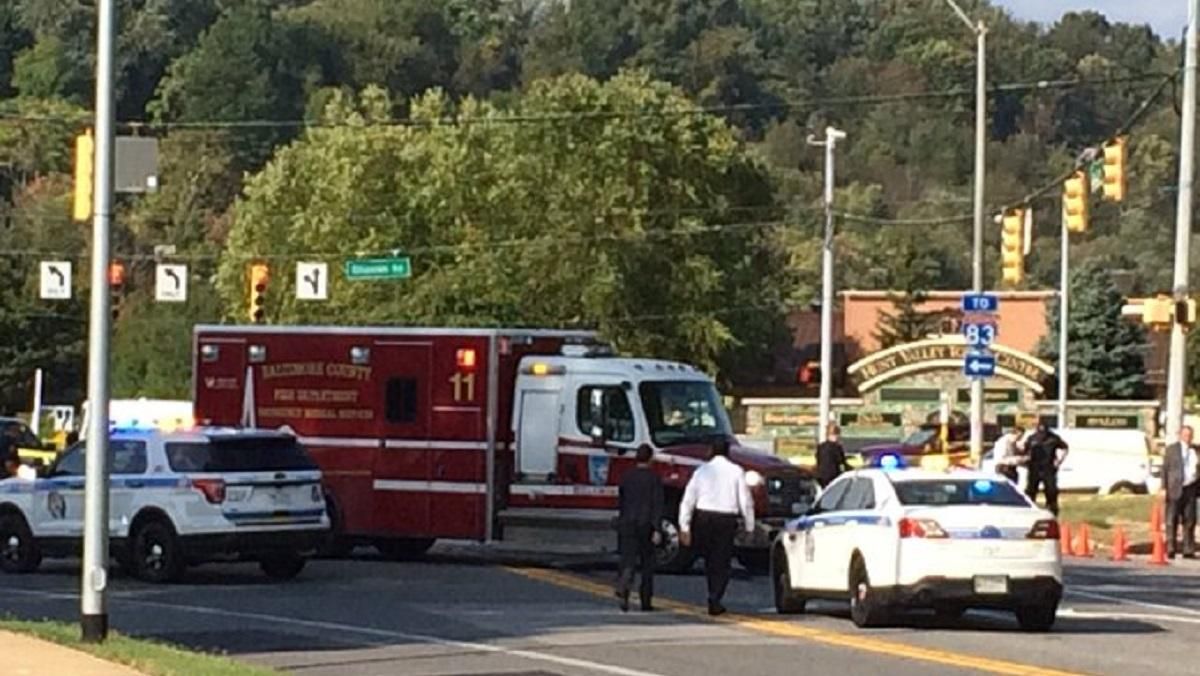 Поліцейські в США застрелили підозрюваного, який поранив ножем п'ятьох людей Поліцейські в США застрелили підозрюваного, який поранив ножем п'ятьох людей