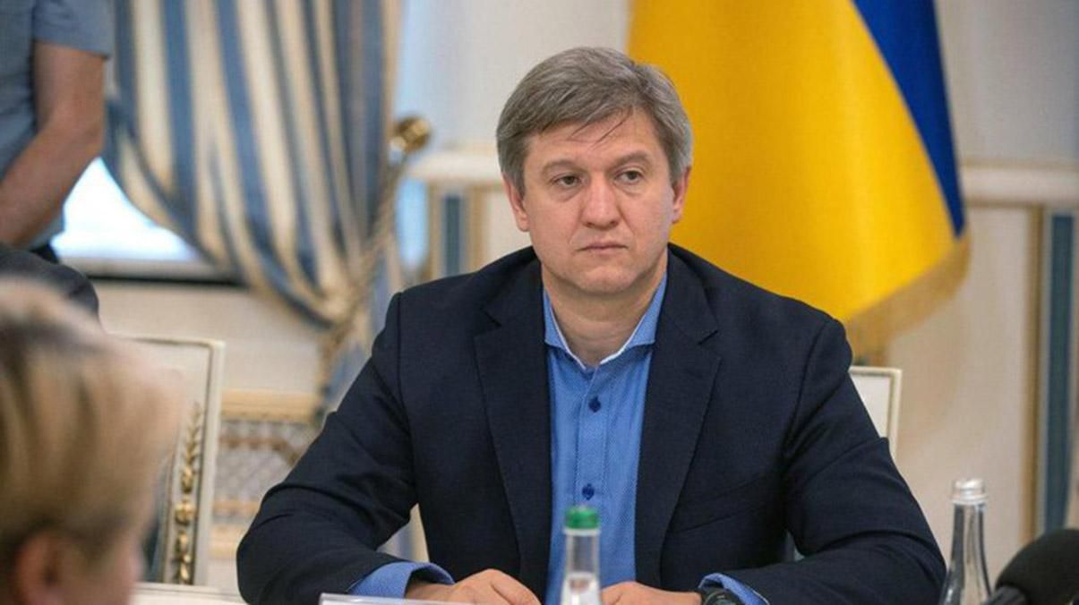 Закляті вороги Данилюк та Коломойський: як олігарх компенсує втрачений "Приватбанк" Закляті вороги Данилюк та Коломойський: як олігарх компенсує втрачений "Приватбанк"