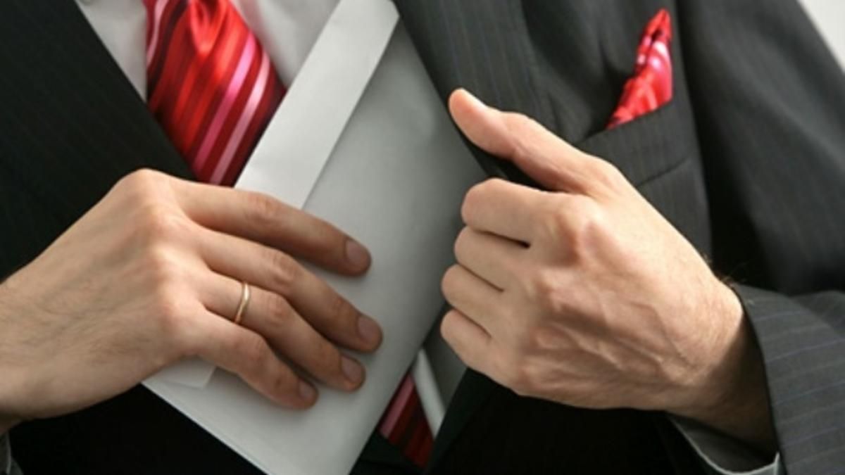 Заработок на коррупционерах: чем законопроект поможет Украине Заработок на коррупционерах: чем законопроект поможет Украине