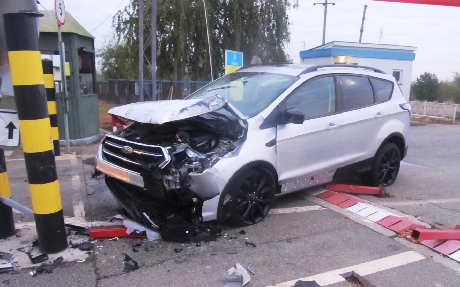 На Чернігівщині п'яний водій намагався прорватися через кордон до Білорусі – фото