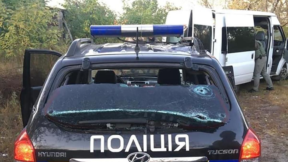 Стрельба в полицейских в Киевской области: появилось видео ликвидации иностранца и детали
