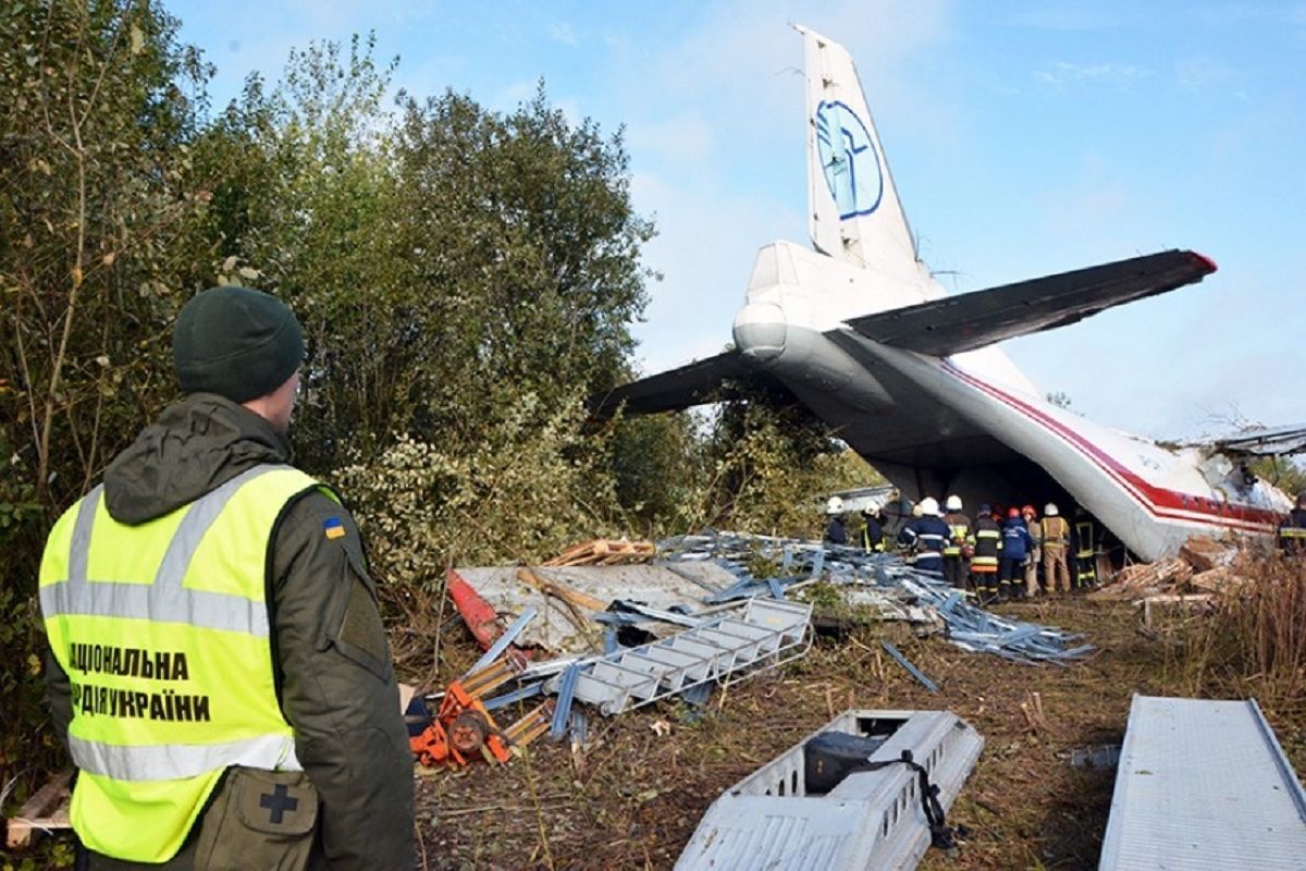 Авария Ан12 возле Львова: самолет ранее попадал в скандал с контрабандой