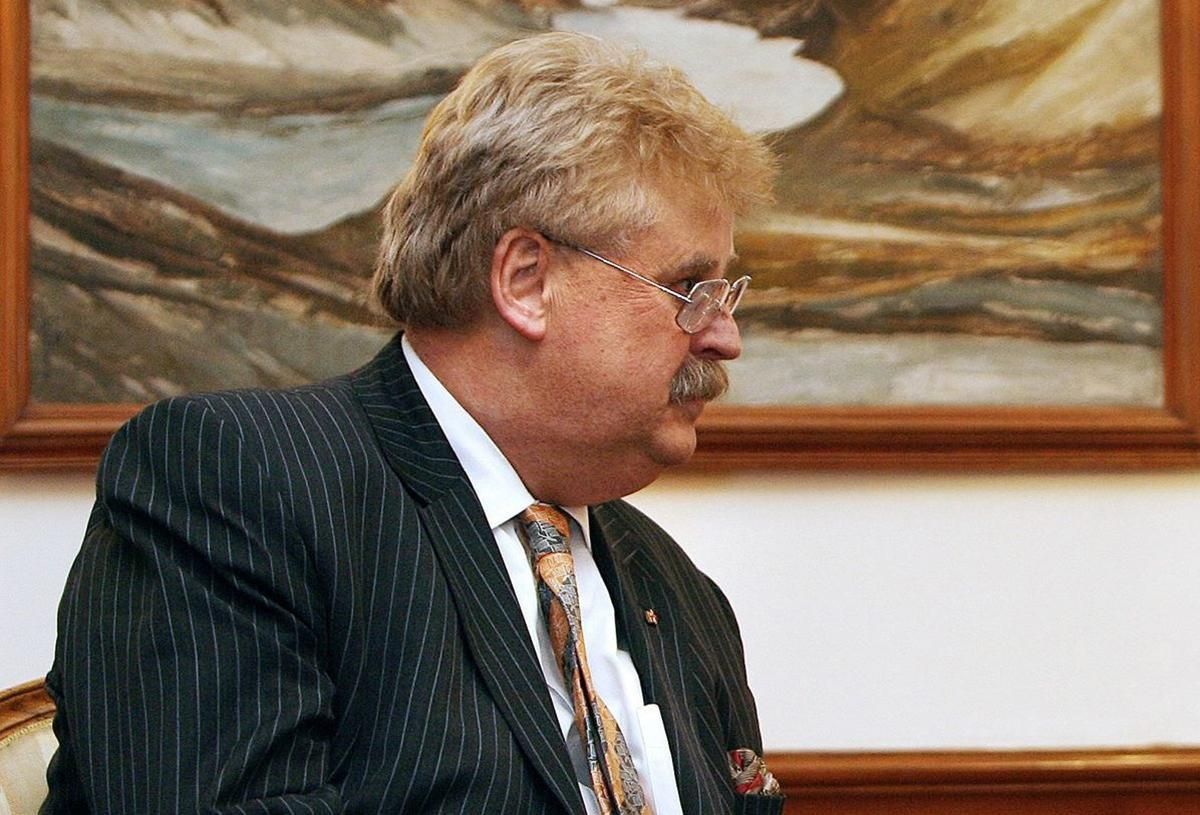 Вибори на окупованому Донбасі: яку умову назвали в Єврокомісії Вибори на окупованому Донбасі: яку умову назвали в Єврокомісії