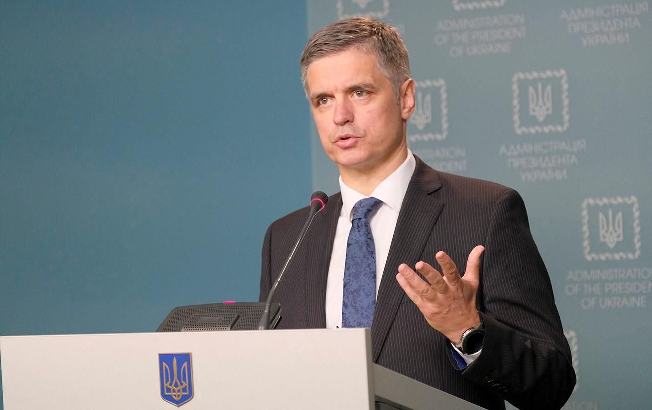 Керівництво країни має кілька планів врегулювання ситуації на Донбасі, – Пристайко Керівництво країни має кілька планів врегулювання ситуації на Донбасі, – Пристайко