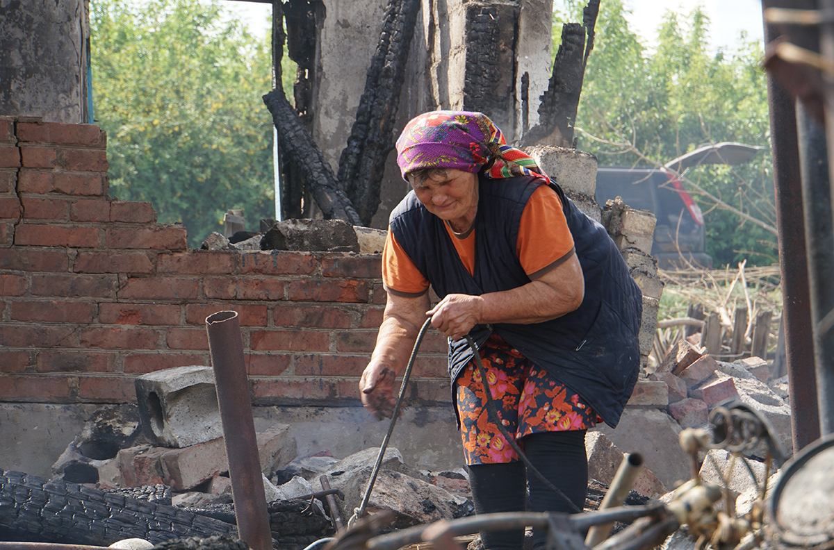 Жители прифронтовых поселков Донбасса просят не отводить украинских военных, – экс-глава ВЦА Жители прифронтовых поселков Донбасса просят не отводить украинских военных, – экс-глава ВЦА