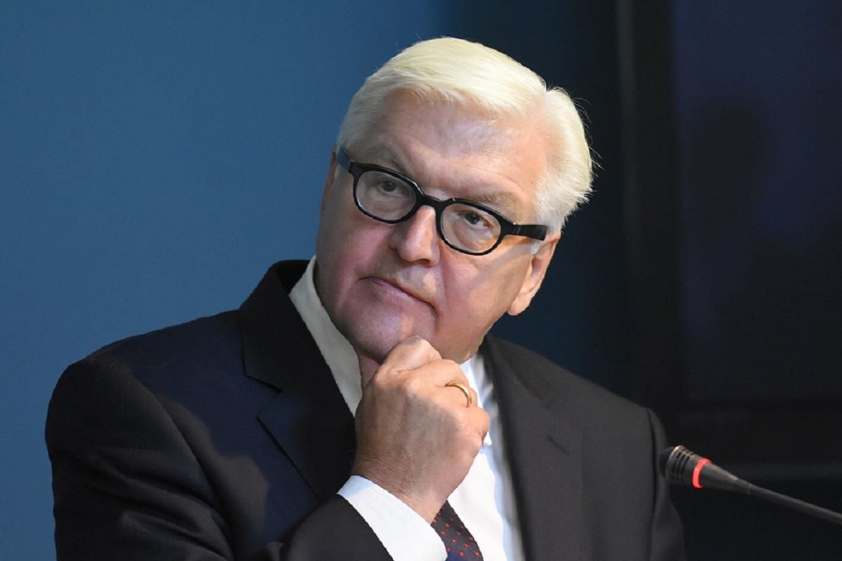 Звідки взялась і що передбачає формула Штайнмаєра: пояснення самого Штайнмаєра Звідки взялась і що передбачає формула Штайнмаєра: пояснення самого Штайнмаєра