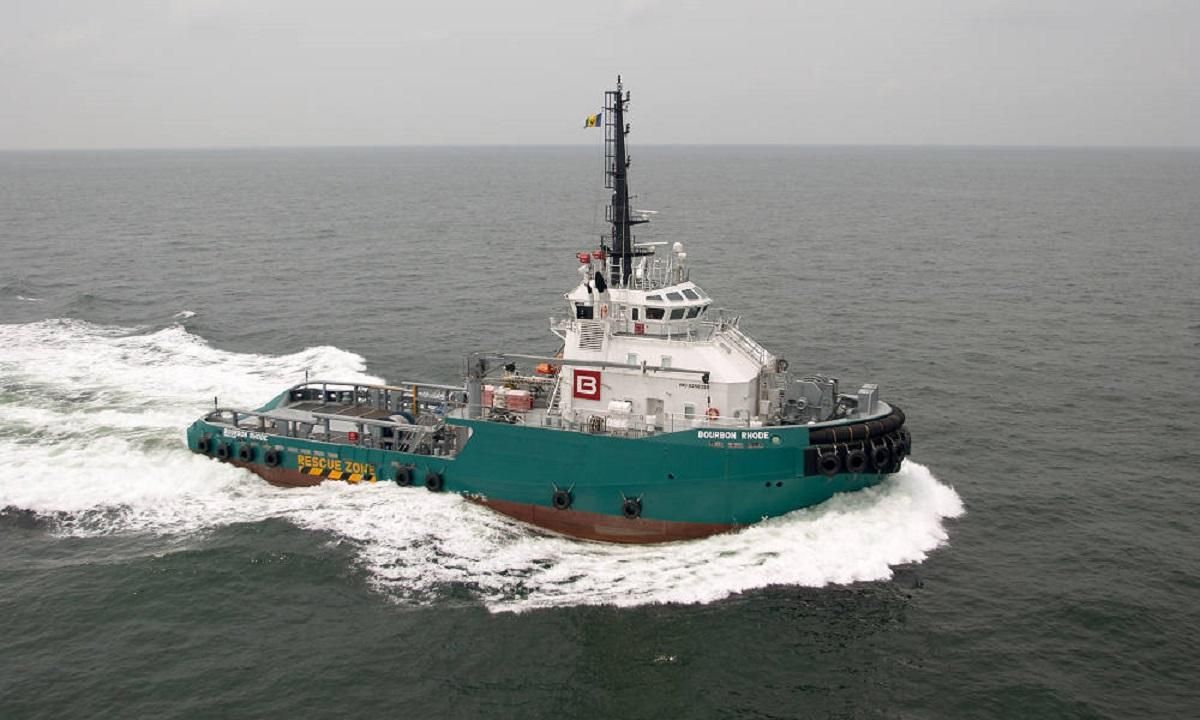 В Атлантике затонуло судно с украинцами: Зеленский просит Макрона продолжать поиски В Атлантике затонуло судно с украинцами: Зеленский просит Макрона продолжать поиски