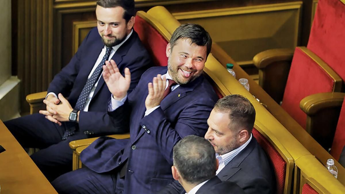 Богдан тиснув на Конституційний суд на користь Януковича, – ЗМІ