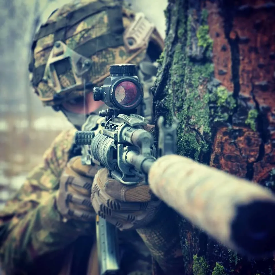 військові військові