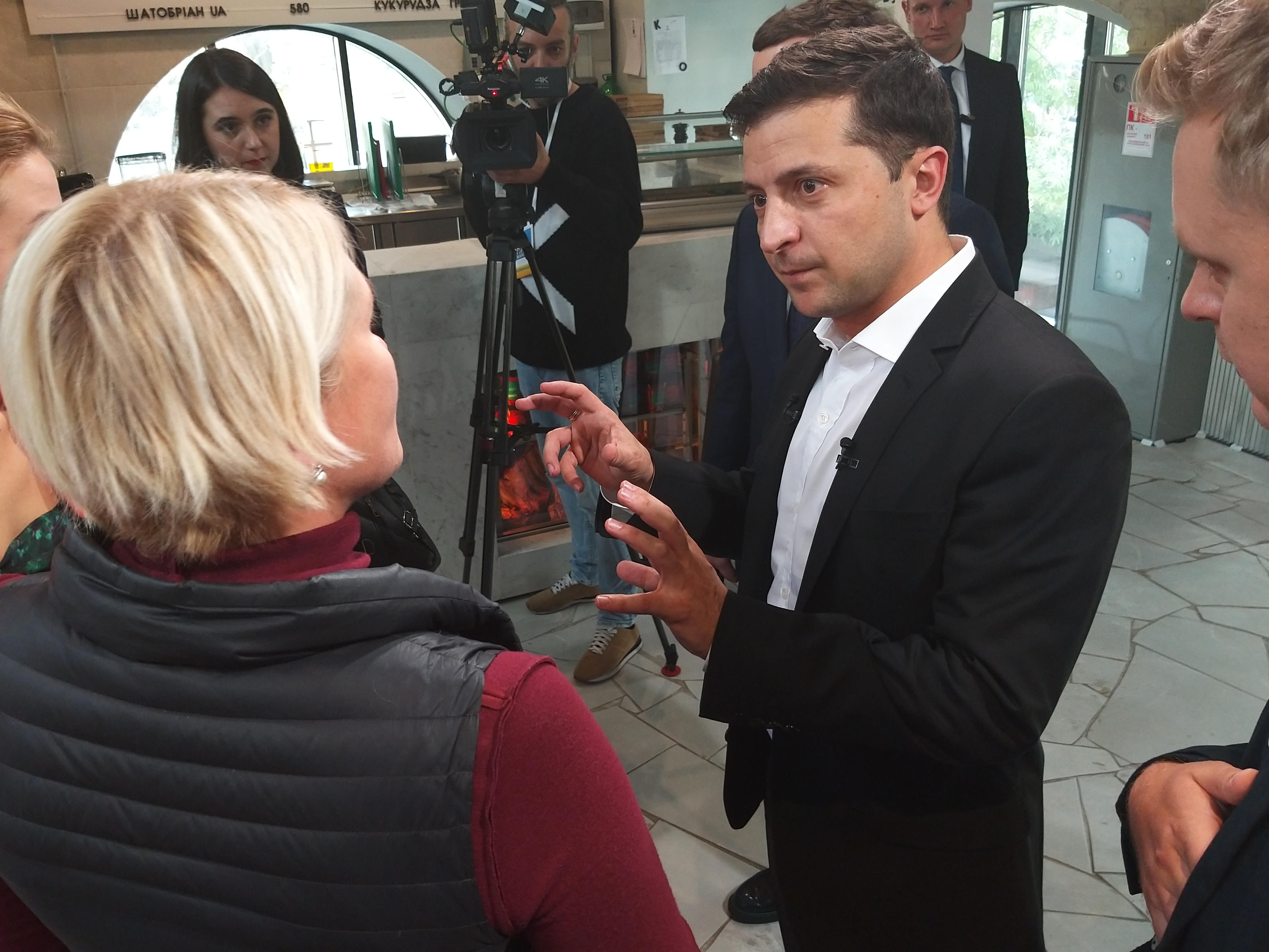 Прес-марафон Зеленського на Kyiv Food Market – фото Прес-марафон Зеленського на Kyiv Food Market – фото