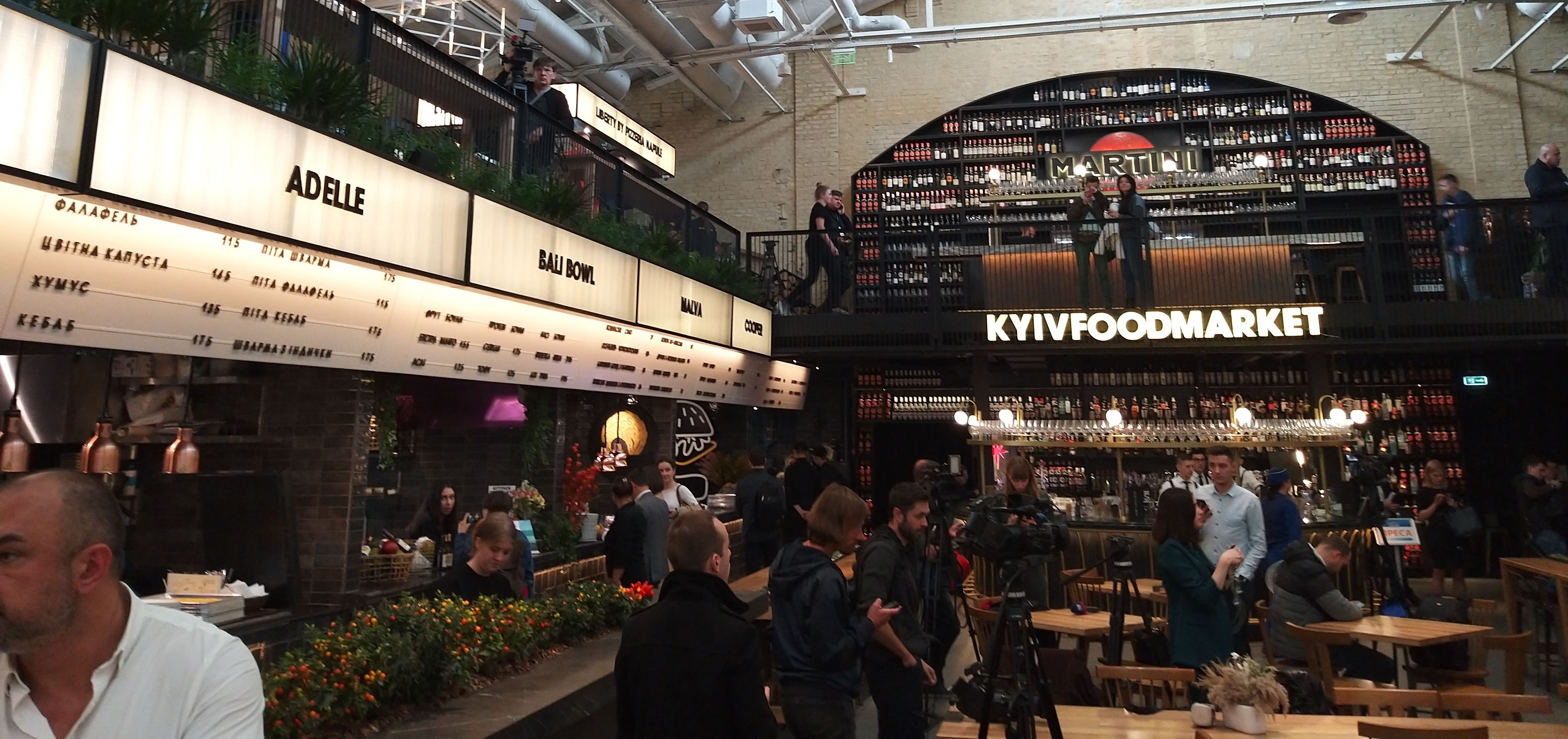 Пресс-марафон на Kyiv Food Market: у Зеленского объяснили, почему выбрали это место Пресс-марафон на Kyiv Food Market: у Зеленского объяснили, почему выбрали это место