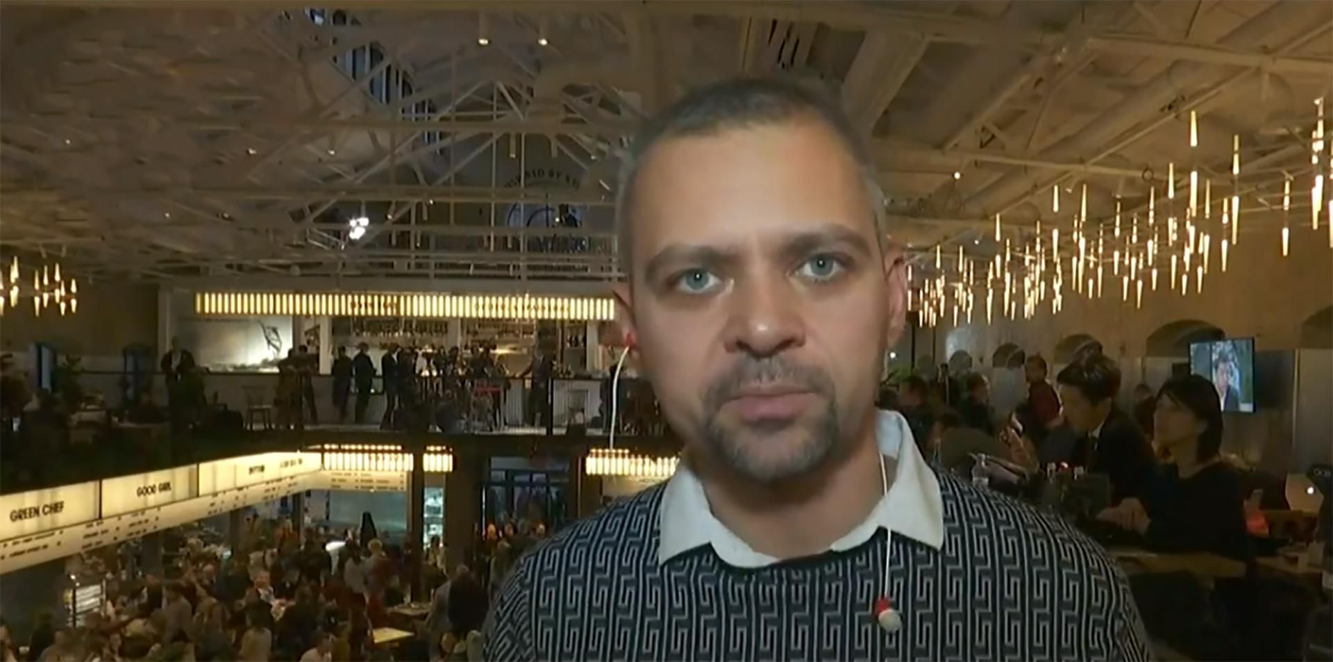 Почувши незручне питання, Зеленський вирішив вколоти мене, – Верстюк про пресмарафон Почувши незручне питання, Зеленський вирішив вколоти мене, – Верстюк про пресмарафон