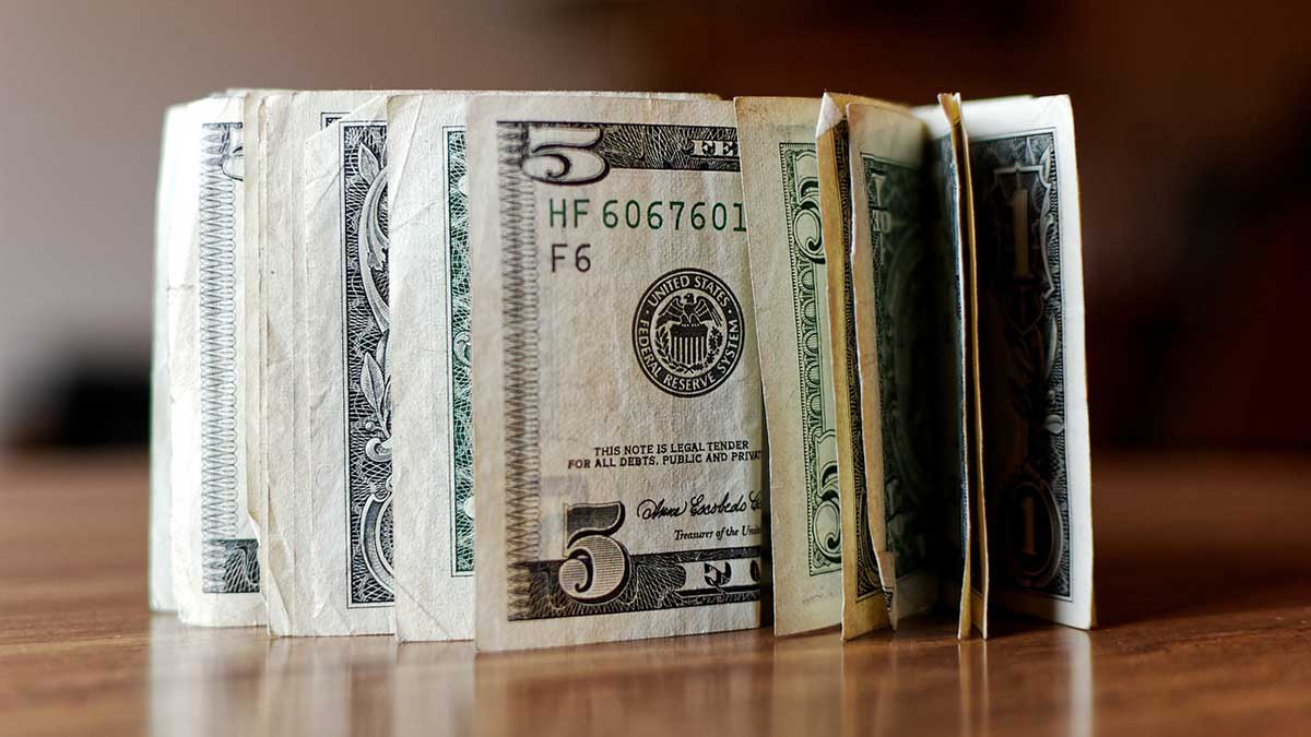 Курс доллара, евро – курс валют НБУ на 15 октября 2019