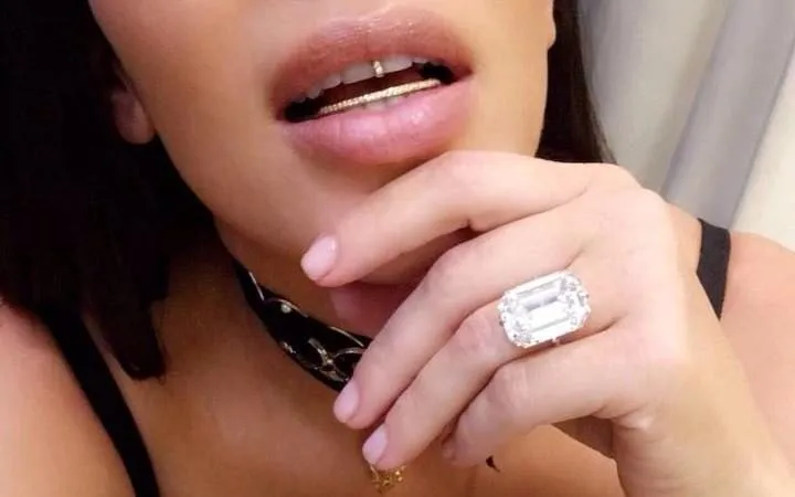 Кім Кардашян Кім Кардашян