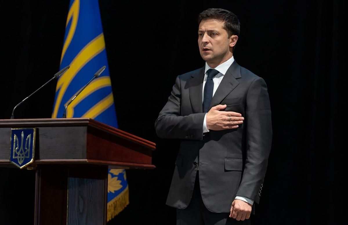 У мене алергія на слово "капітуляція": Зеленський виступив в Одесі перед військовими У мене алергія на слово "капітуляція": Зеленський виступив в Одесі перед військовими