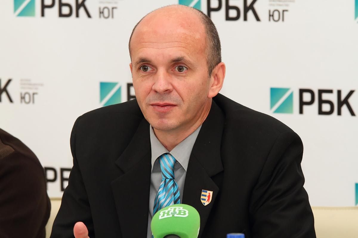 На Закарпатье вынесли приговор сепаратисту, который просил Путина ввести войска На Закарпатье вынесли приговор сепаратисту, который просил Путина ввести войска