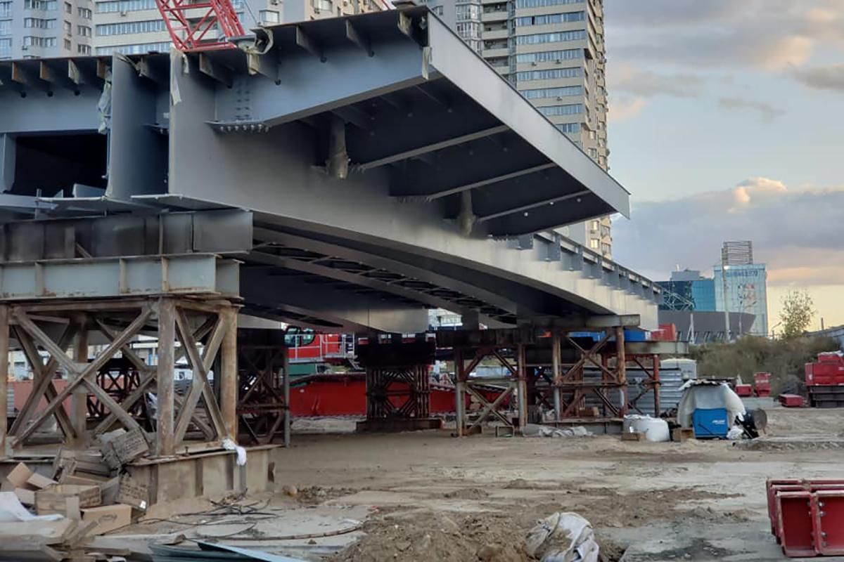 В Киеве перекроют проспект Победы в районе Шулявского моста: схема объезда В Киеве перекроют проспект Победы в районе Шулявского моста: схема объезда