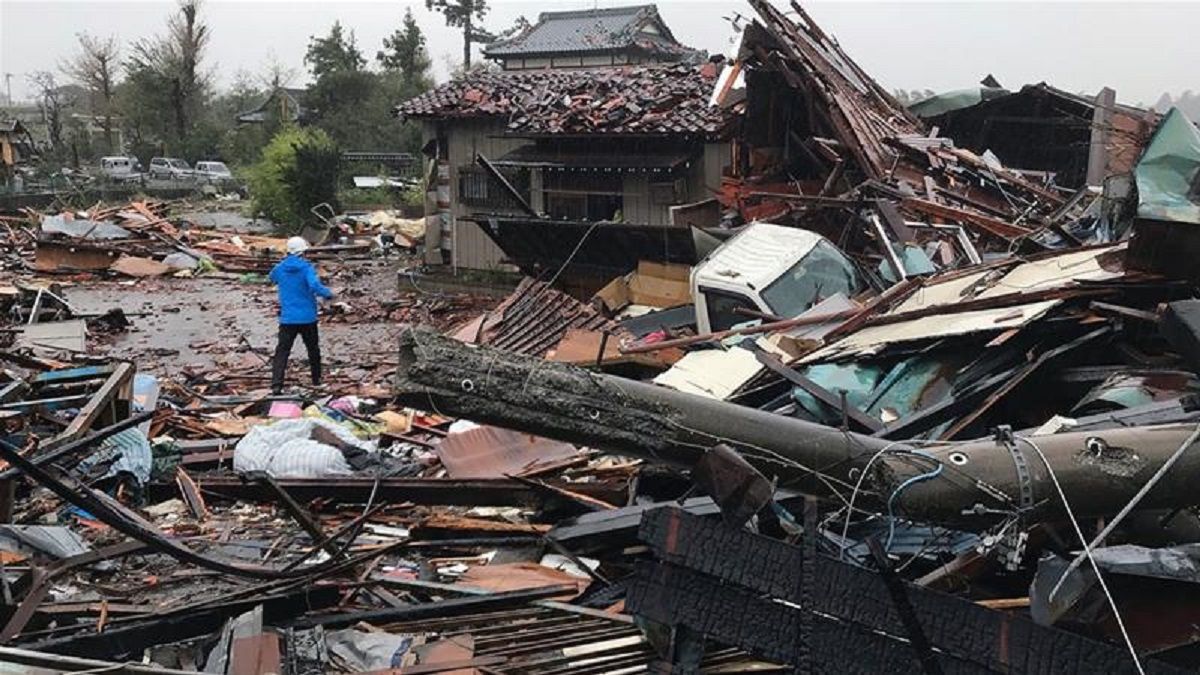 Мощный тайфун Хагибис в Японии: уже 18 человек погибли, еще 13 – пропали без вести