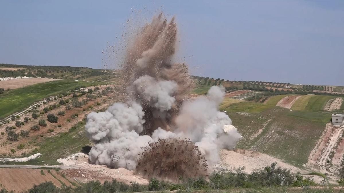 Россияне за 12 часов обстреляли 4 гражданских госпиталя в Сирии, – NYT Россияне за 12 часов обстреляли 4 гражданских госпиталя в Сирии, – NYT