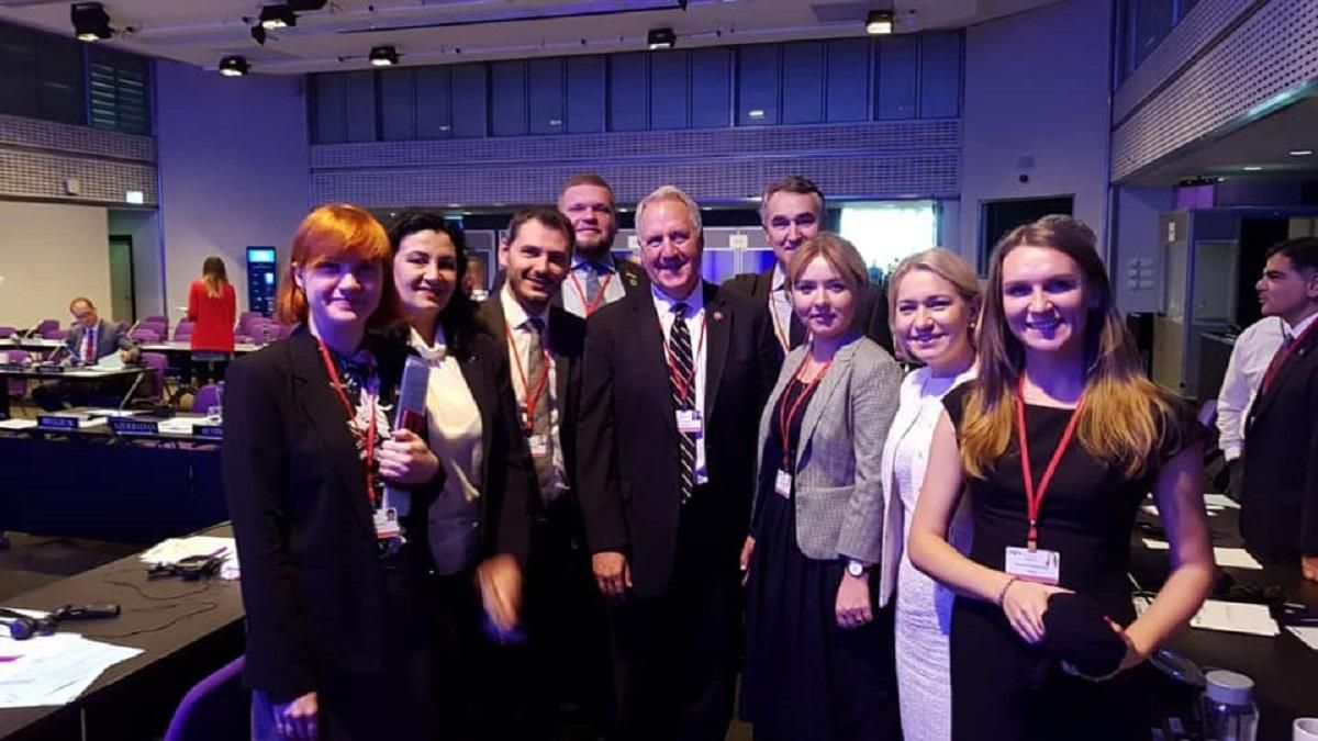 Парламентська асамблея НАТО ухвалила доповідь щодо України Парламентська асамблея НАТО ухвалила доповідь щодо України