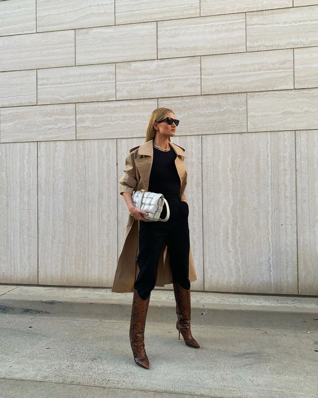 Розі Гантінгтон-Вайтлі Розі Гантінгтон-Вайтлі