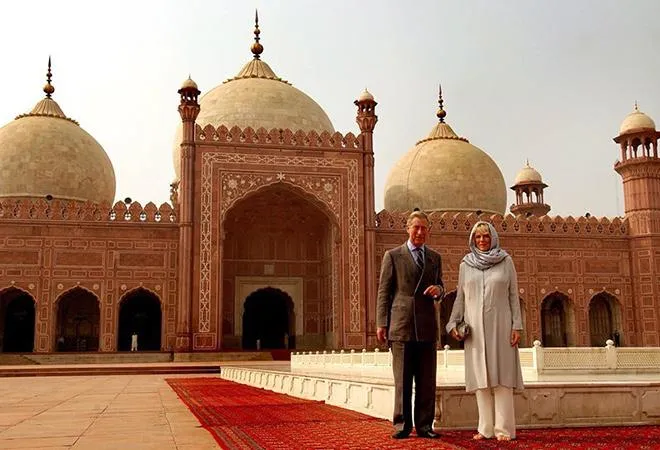Принц Чарльз і його дружина Камілла у 2006 році в Пакистані