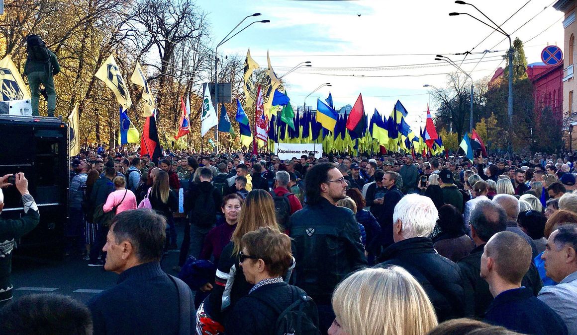 Митинг под Офисом Президента: "Богдана в отставку" и "Мы – это Украина" Митинг под Офисом Президента: "Богдана в отставку" и "Мы – это Украина"