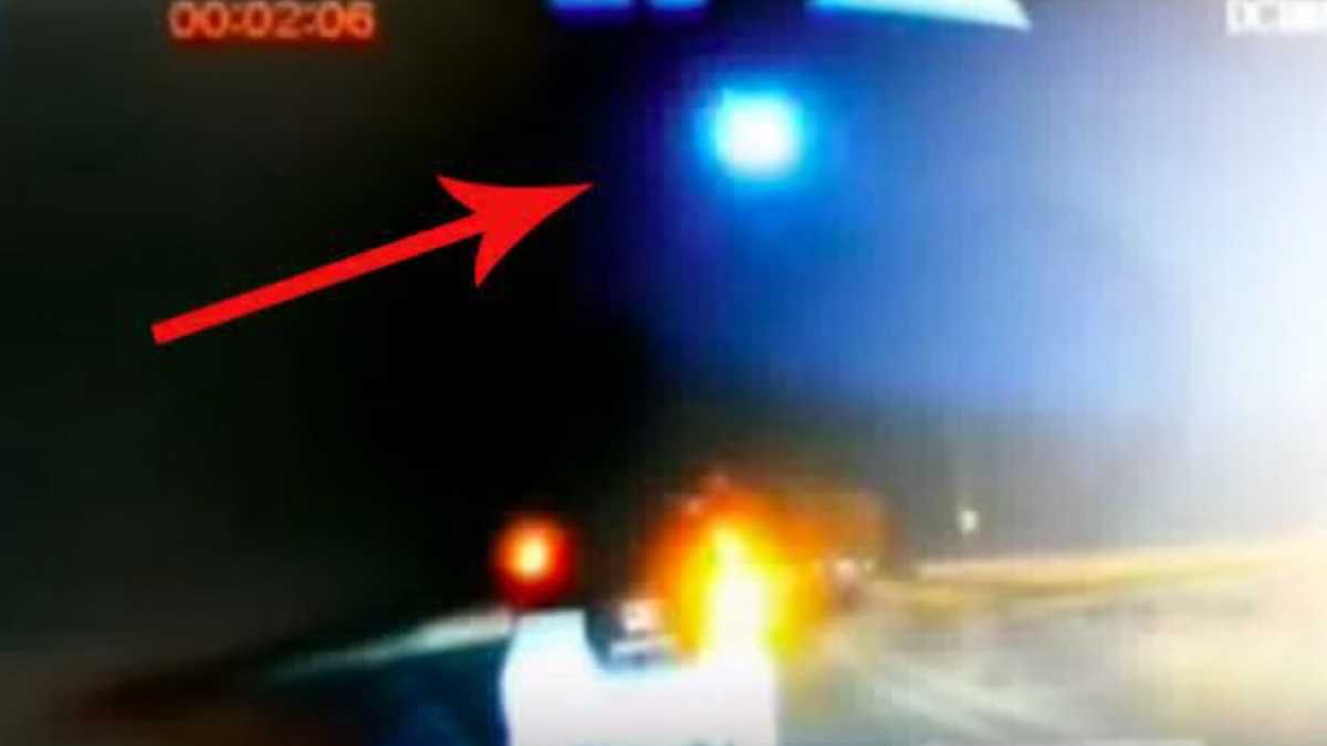 Великий метеорит впав на території Китаю: відео Великий метеорит впав на території Китаю: відео