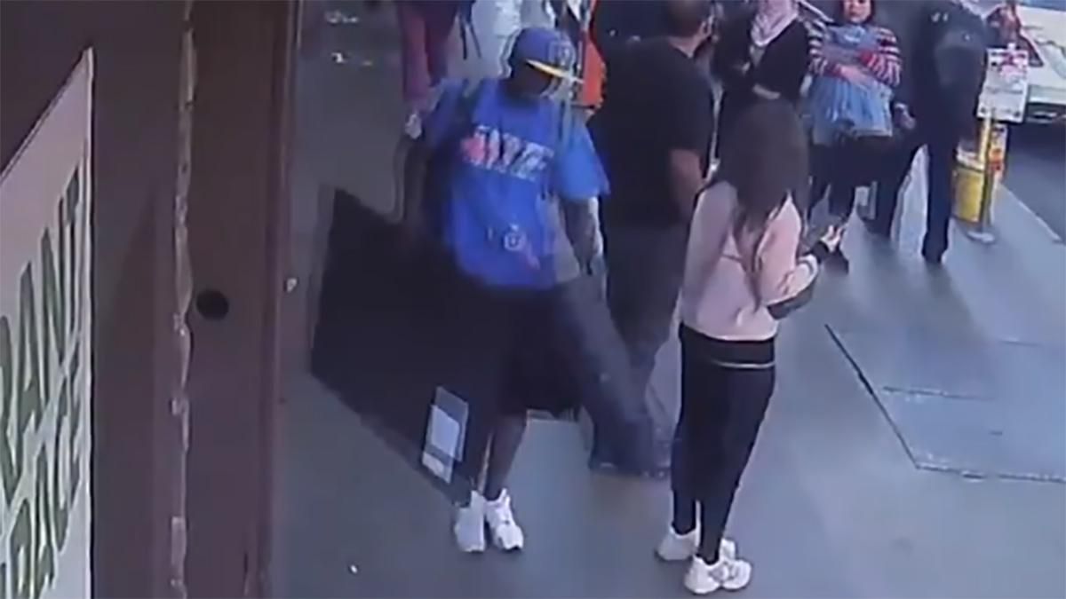 В США украли гравюру Сальвадора Дали за 32 секунды: видео В США украли гравюру Сальвадора Дали за 32 секунды: видео