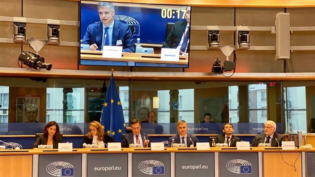 Пристайко представил в ЕС формулу Штайнмайера: как ее реализуют Пристайко представил в ЕС формулу Штайнмайера: как ее реализуют