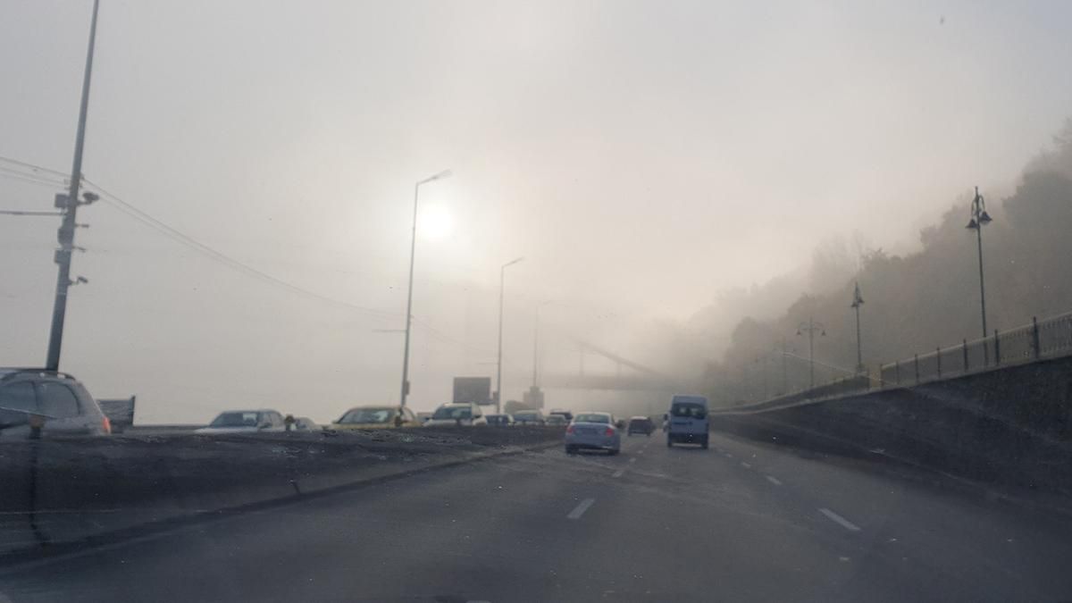 Туман накрыл дороги Украины: фото и видео