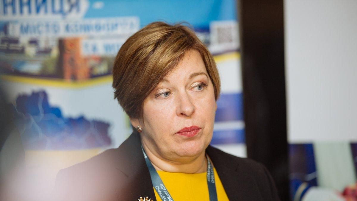 "Эпоха имитации": Ляпина связала свое увольнение с критикой правительства "Эпоха имитации": Ляпина связала свое увольнение с критикой правительства