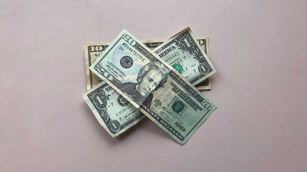 Курс долара, євро – курс валют НБУ на 17 жовтня 2019 Курс долара, євро – курс валют НБУ на 17 жовтня 2019