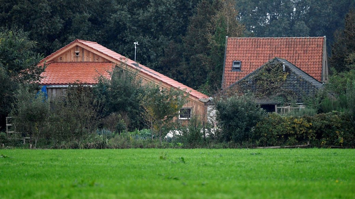 У Нідерландах сім'я дев'ять років переховувалася від "кінця світу" в підвалі будинку