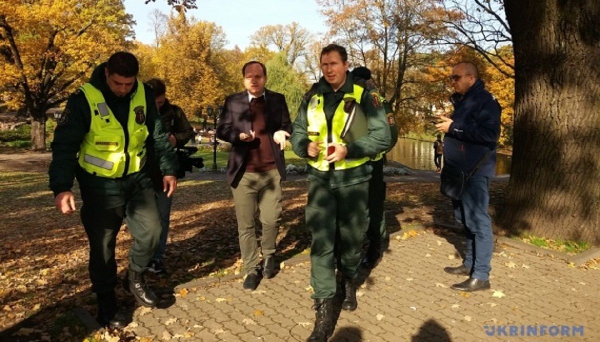 У Латвії затримали росіян-псевдожурналістів, які терлися біля Зеленського