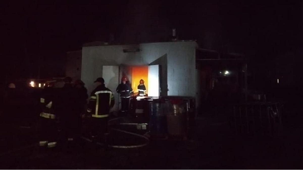 На Рівненщині стався вибух на хімзаводі: фото На Рівненщині стався вибух на хімзаводі: фото